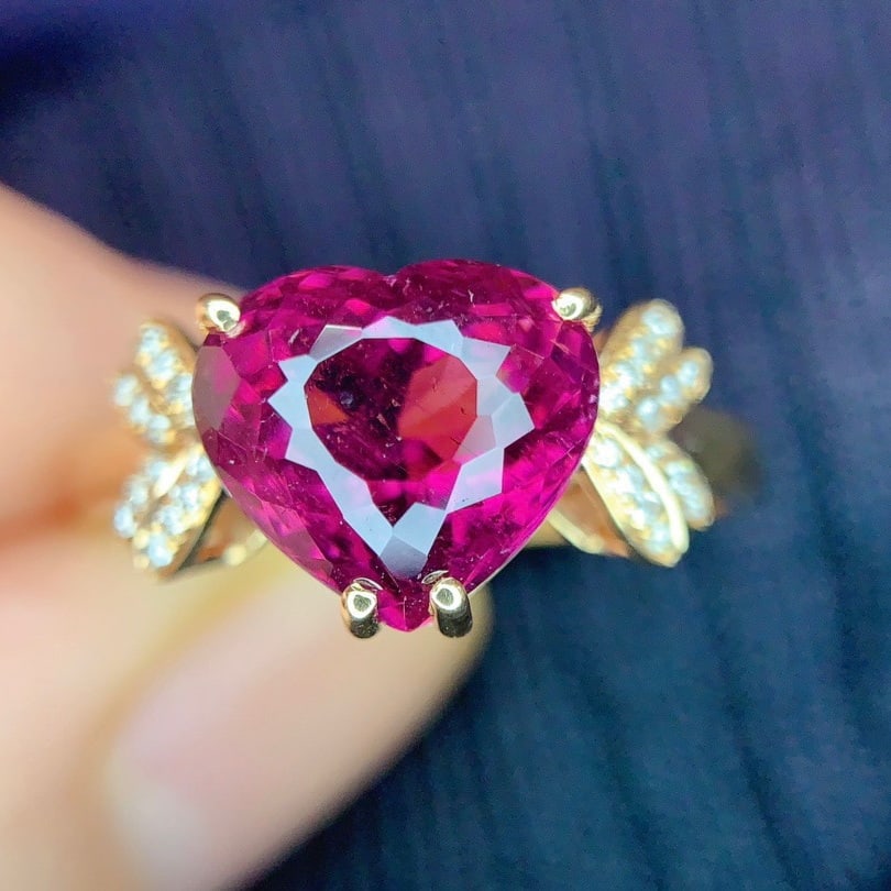 14k Gold 3.0 Ct Natural Tourmaline & Diamond Ring: Ref:231132181 // gold content:14k gold // ring size:7. 25us // // main gemstone:tourmaline // shape:heart // carat weight:3. 0ct // color:red // treatment:natural // // adjacent gemstone 2 :