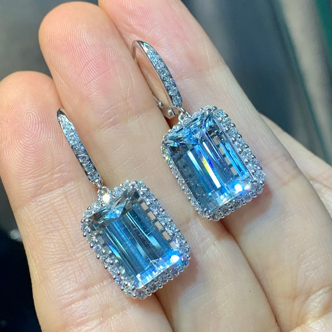 14k Gold 12.86 Ctw Natural Aquamarine & Diamond Earrings - 3