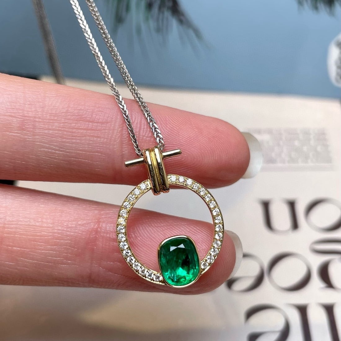14k Gold 1.27 Ctw Vivid Green Natural Emerald & Diamond Pendant( Without Chain ): Ref:231132188 // gold content:14k gold // main gemstone:emerald // shape:cushion // carat weight:1. 03ct // color:vivid green // treatment:natural // // adjacent gemstone 2 : diamond // shape:round