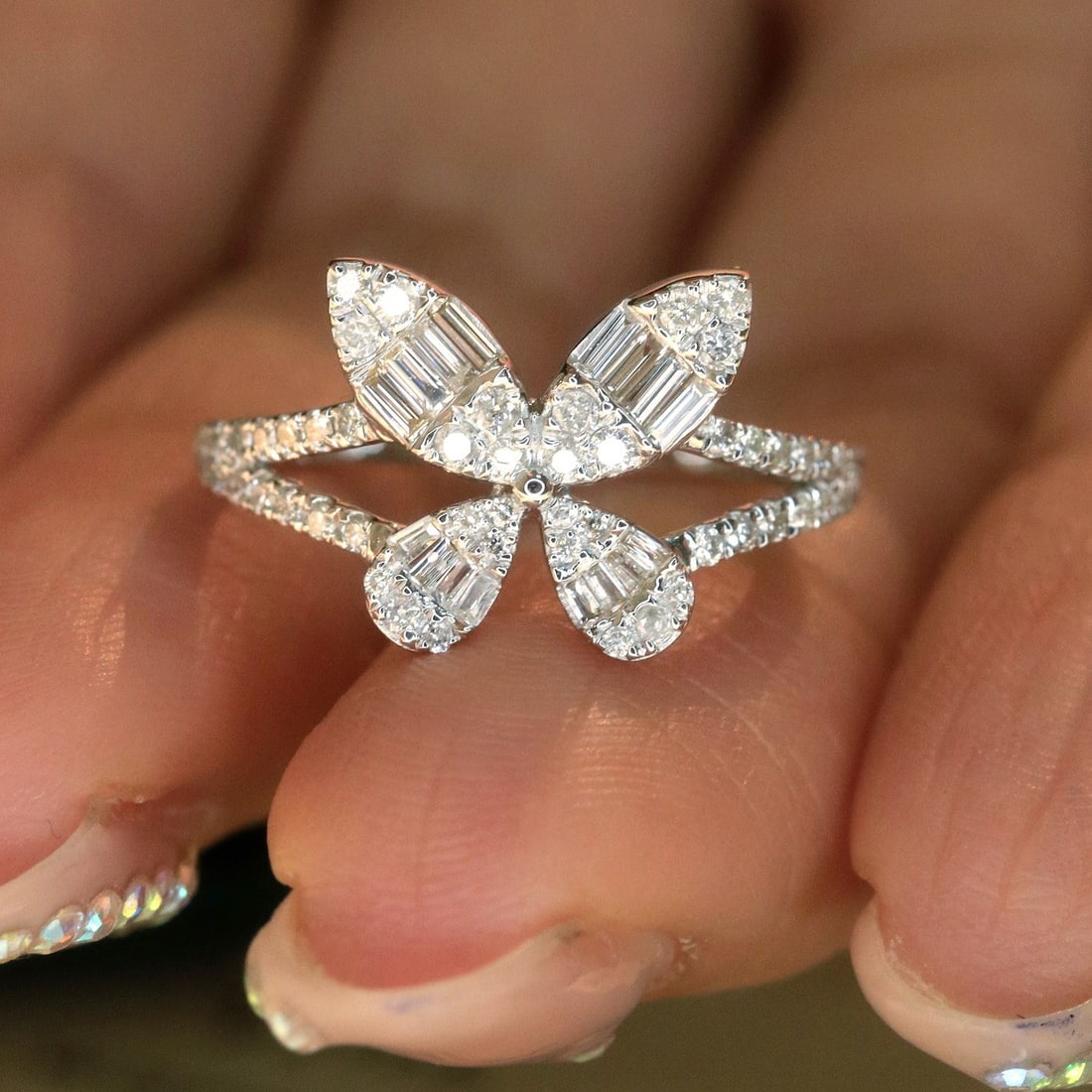 14k Gold 0.56 Ct Natural H Diamond Ring - 2