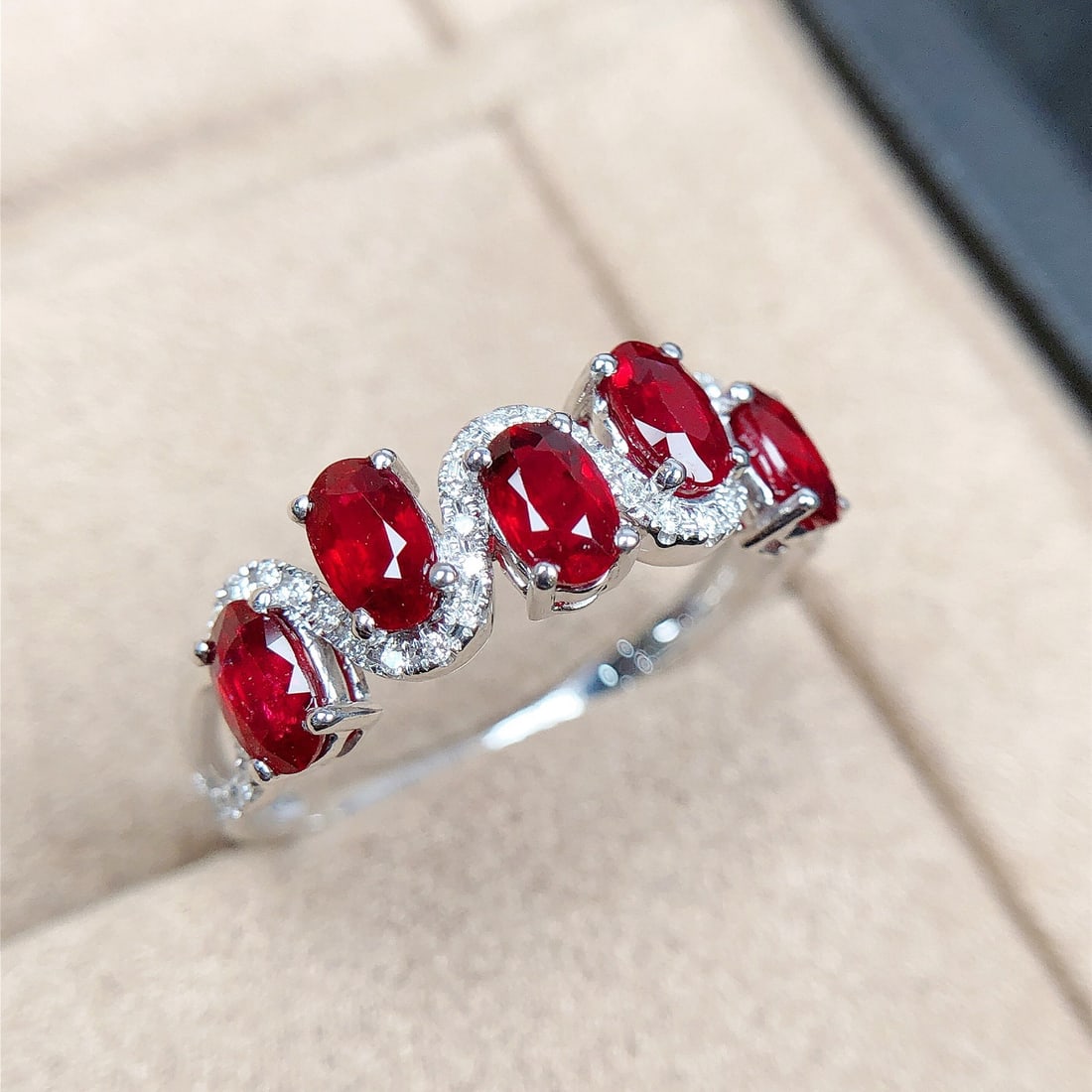 14k Gold 1.64 Ctw Vivid Red Natural Ruby & Diamond Ring - 2