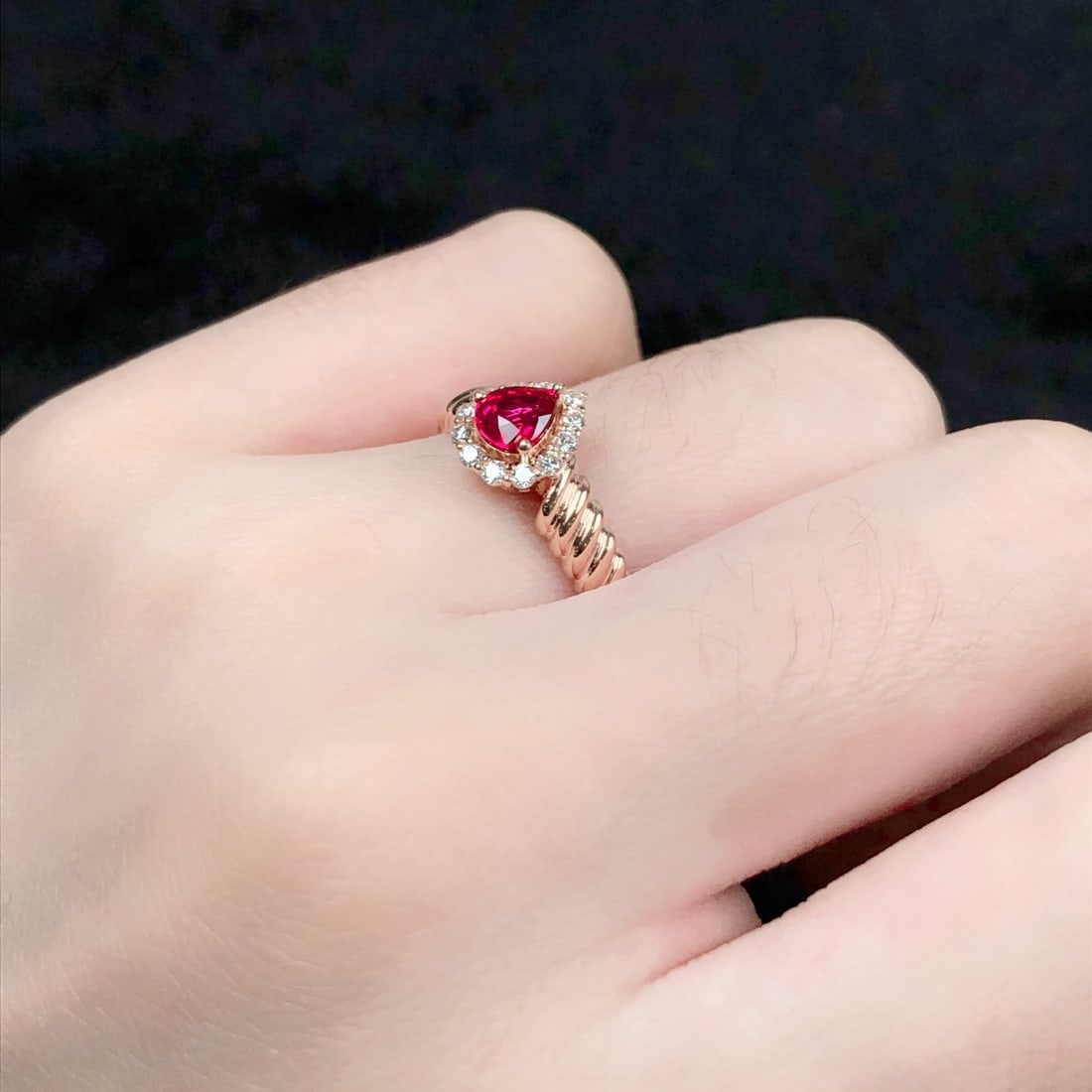 14k Gold 0.78 Ctw Vivid Red Natural Ruby & Diamond Ring - 8