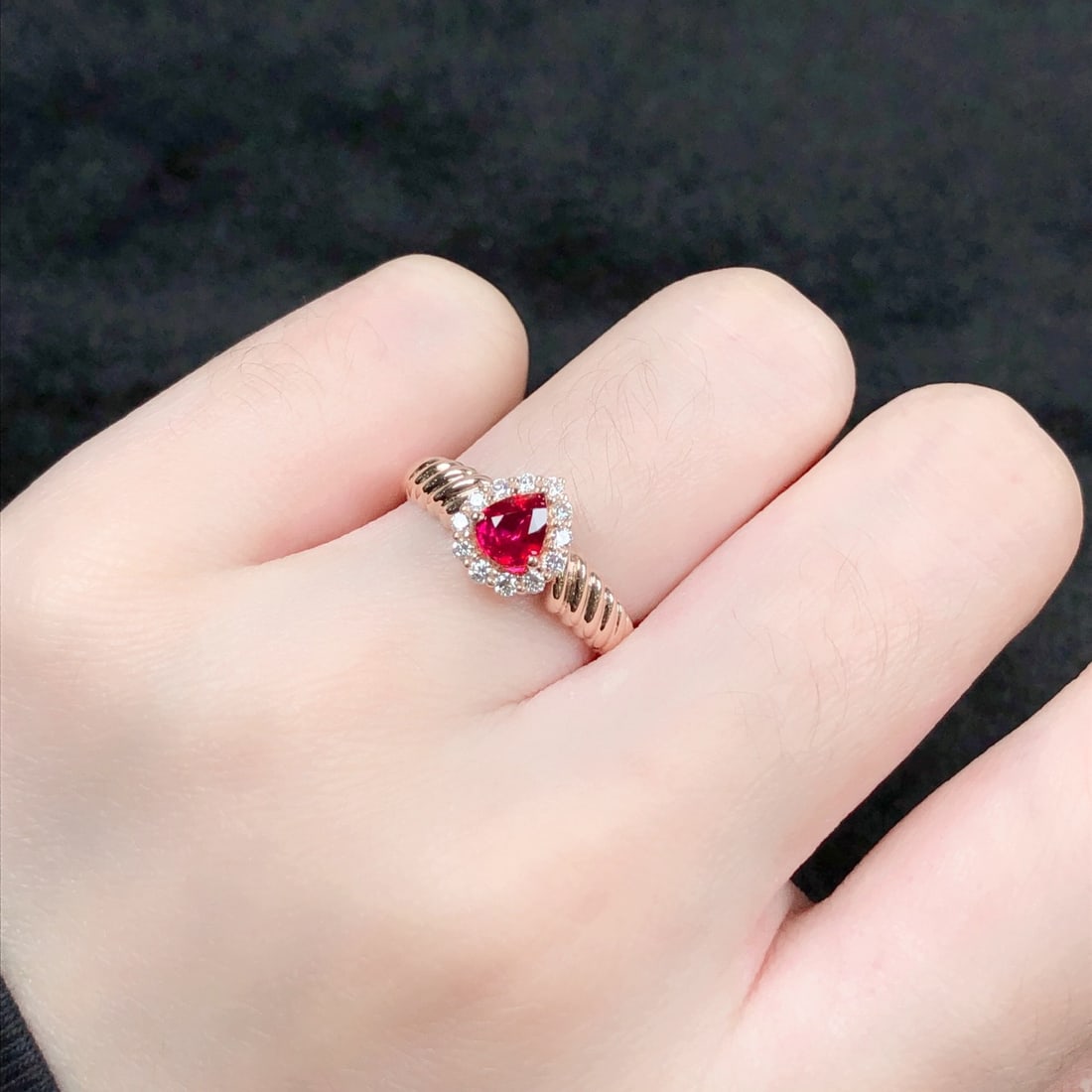 14k Gold 0.78 Ctw Vivid Red Natural Ruby & Diamond Ring - 9