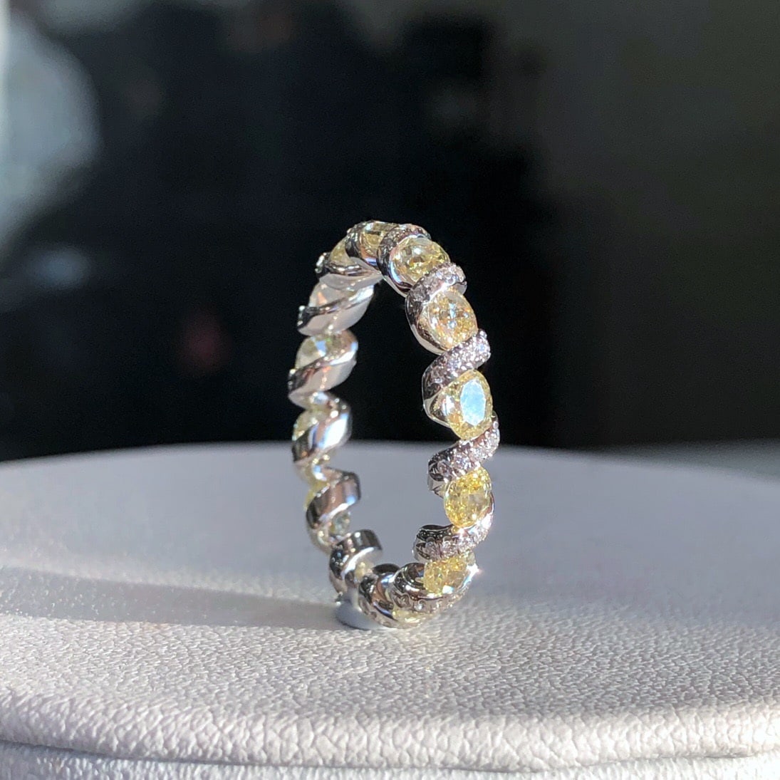 14k Gold 2.16 Ctw Natural Yellow Diamond & Diamond Ring - 3