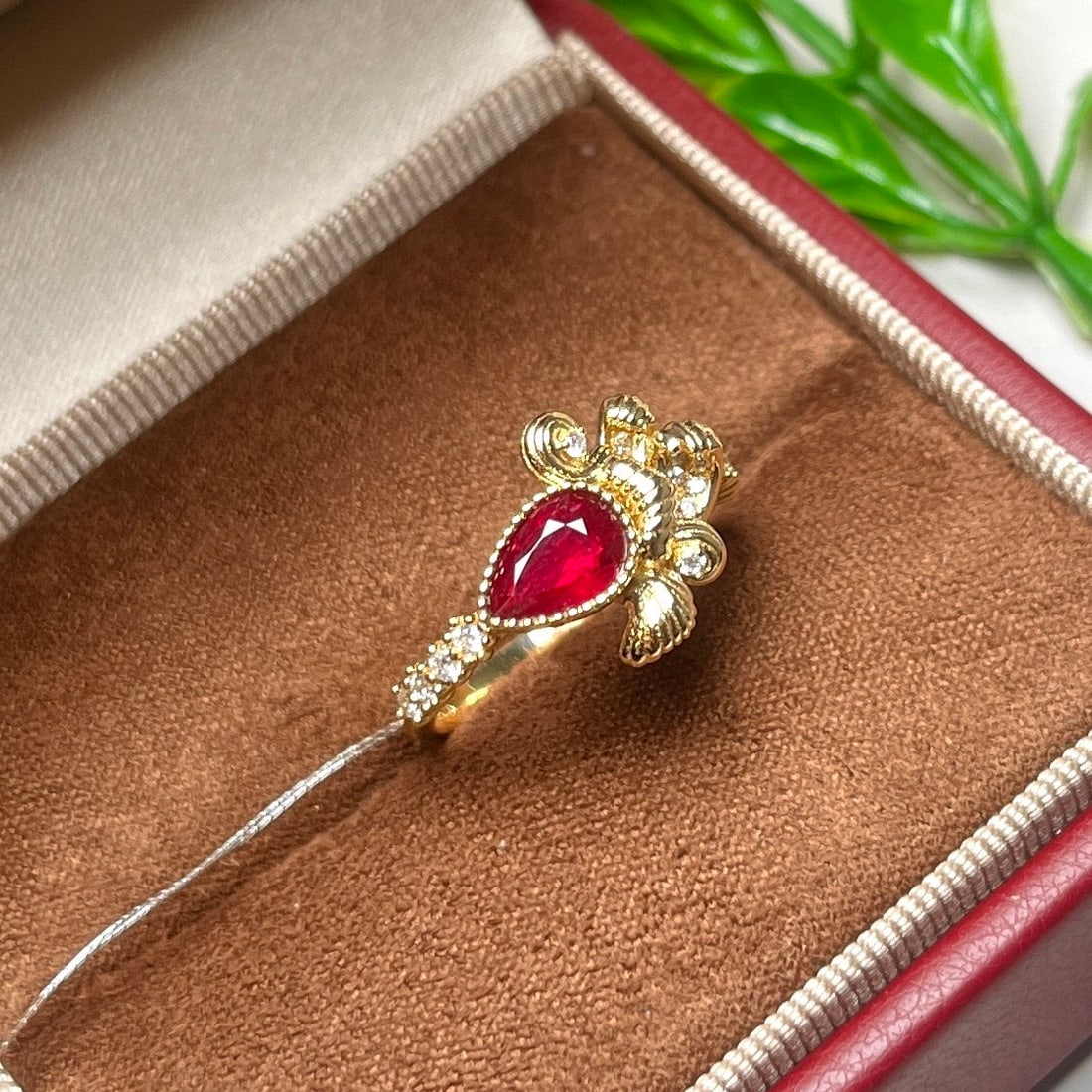 14k Gold 0.89 Ctw Vivid Red Natural Ruby & Diamond Ring - 2