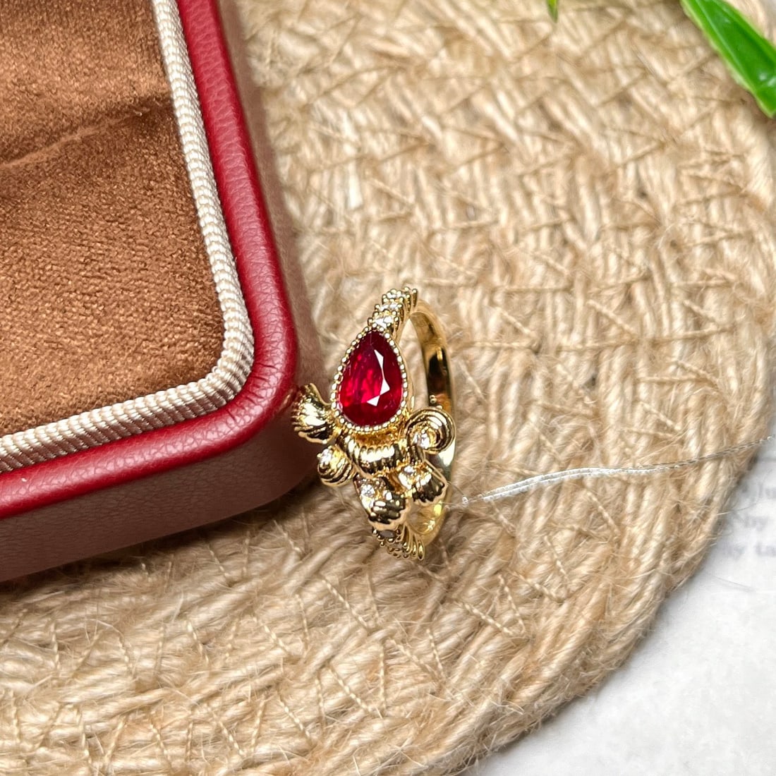 14k Gold 0.89 Ctw Vivid Red Natural Ruby & Diamond Ring - 3