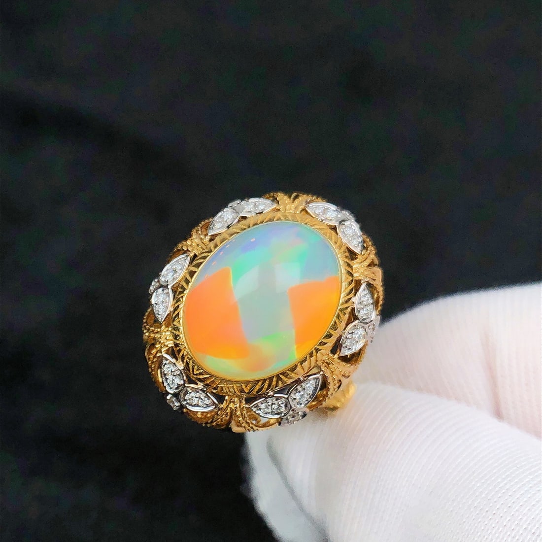 14k Gold 5.43 Ctw Natural Opal & Diamond Ring - 4
