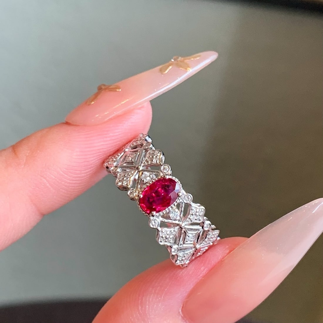 14k Gold 0.72 Ctw Natural Ruby & Diamond Ring - 6