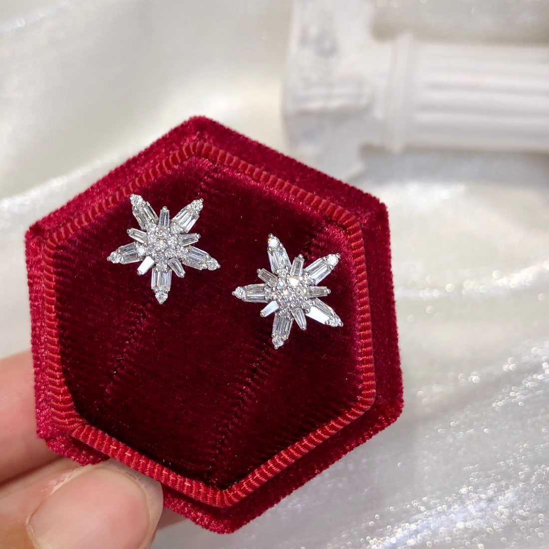 14k Gold 0.70 Ct Natural H Diamond Earrings - 3