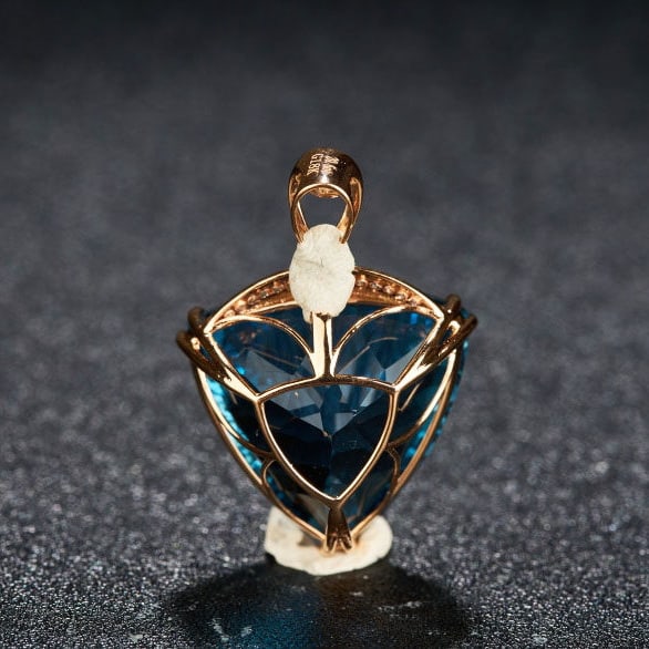 14k Gold 20.6 Ct Natural Topaz & Diamond Pendant( Without Chain ) - 5