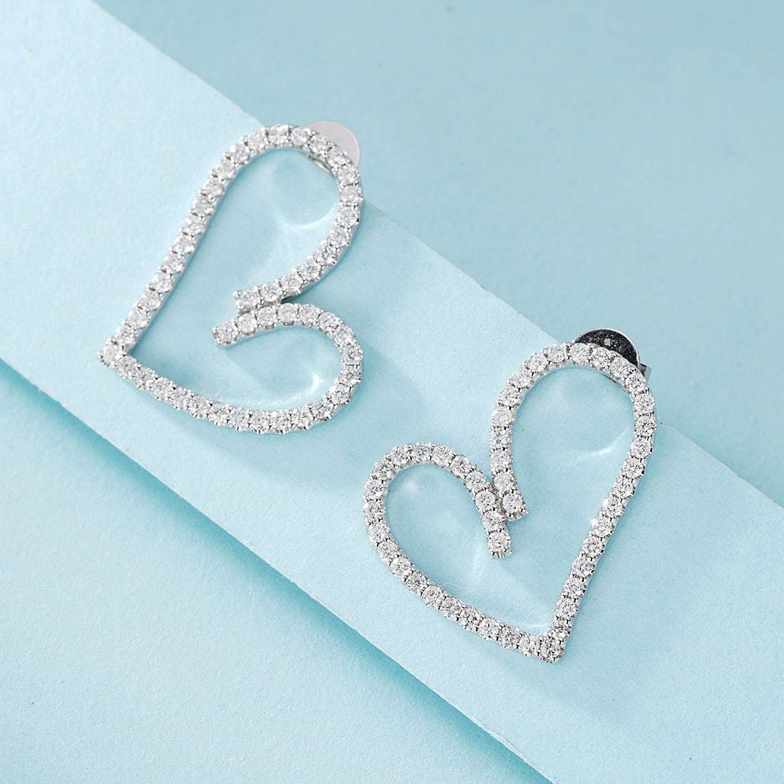 14k Gold 0.56 Ct Natural H Diamond Earrings - 2