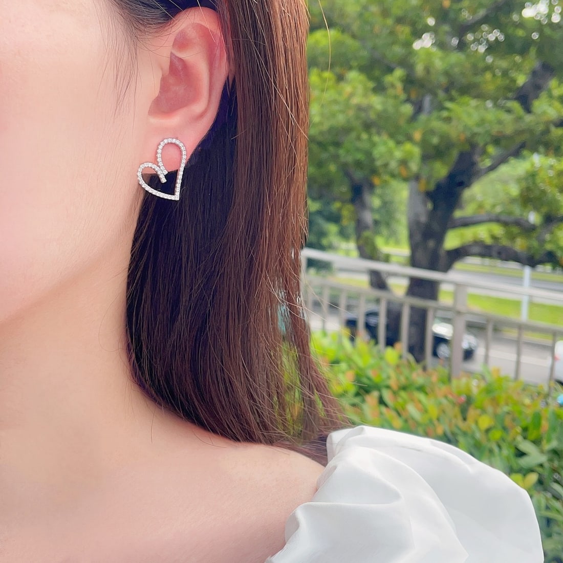 14k Gold 0.56 Ct Natural H Diamond Earrings - 4