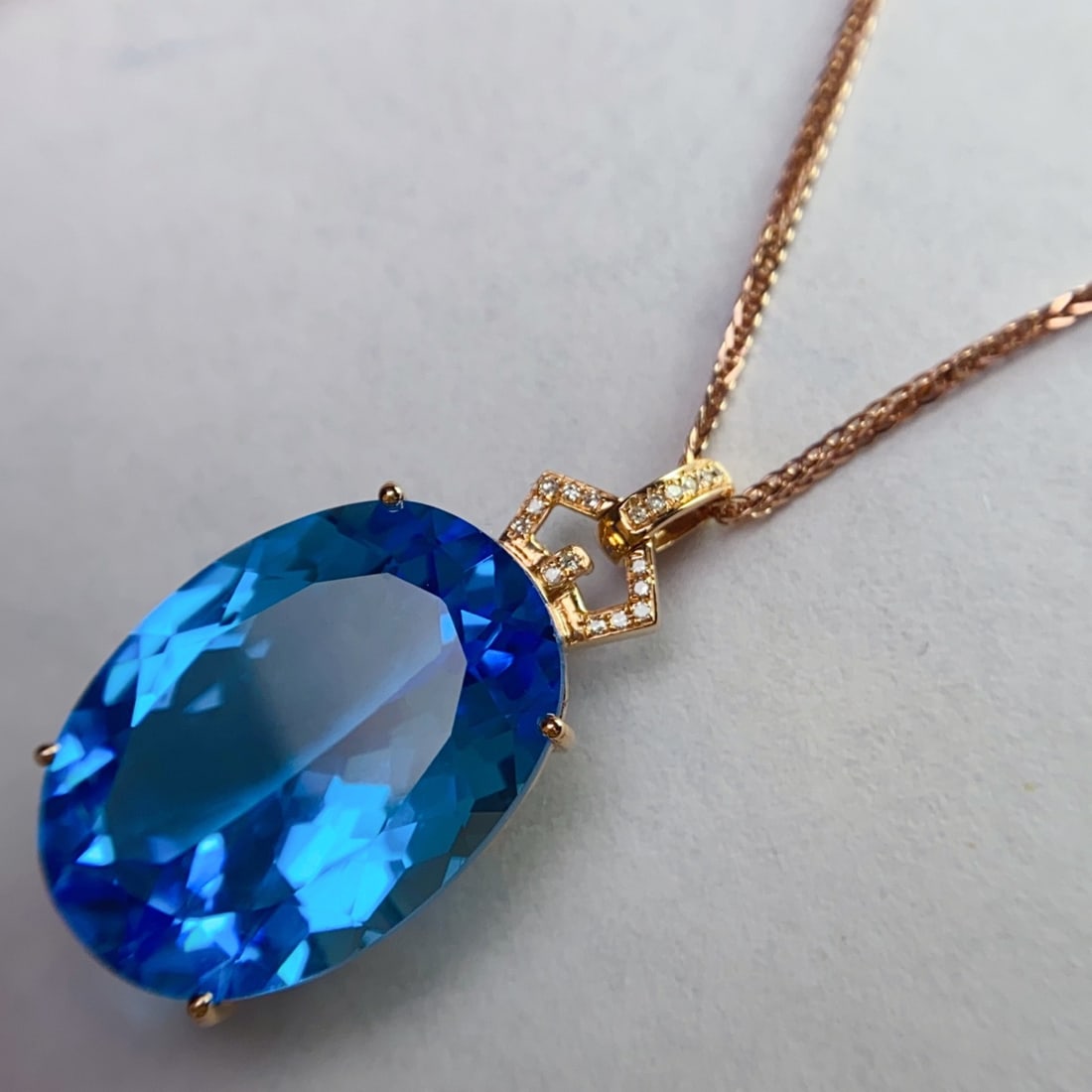 14k Gold 26.50 Ct Natural Topaz & Diamond Pendant( Without Chain ) - 3