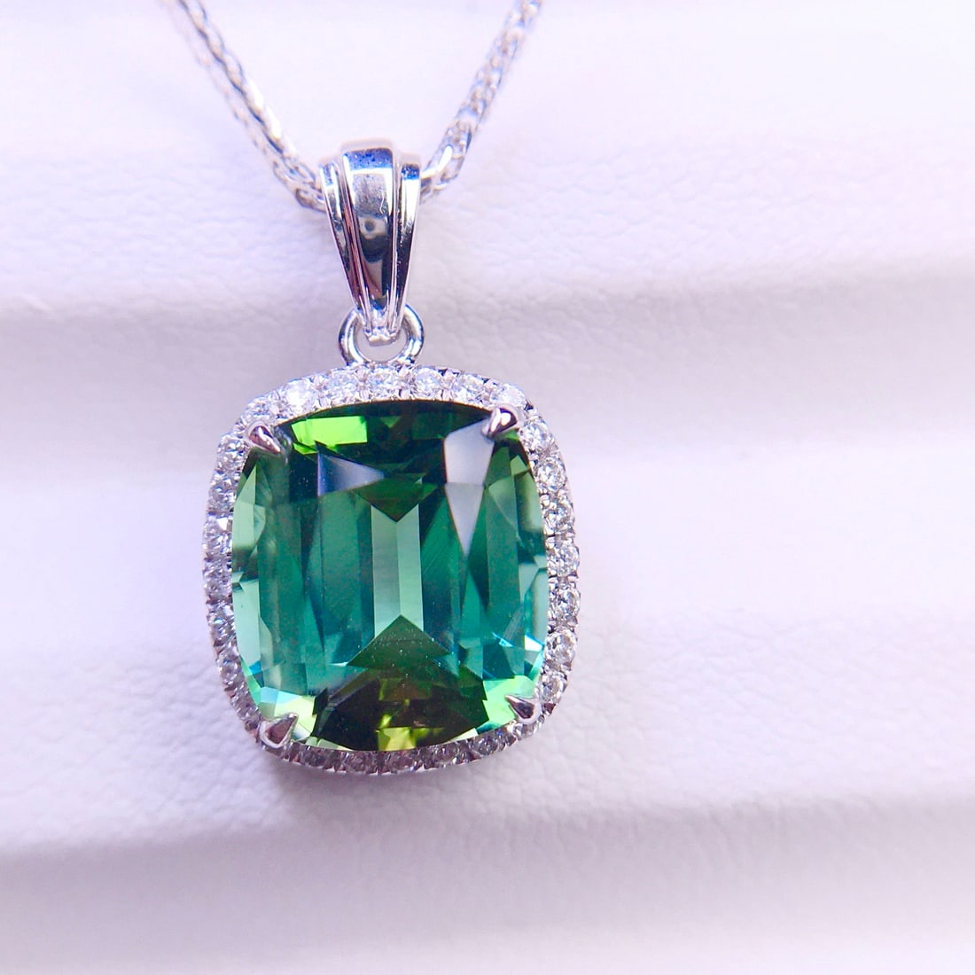 14k Gold 3.95 Ct Natural Tourmaline & Diamond Pendant( Without Chain ) - 3