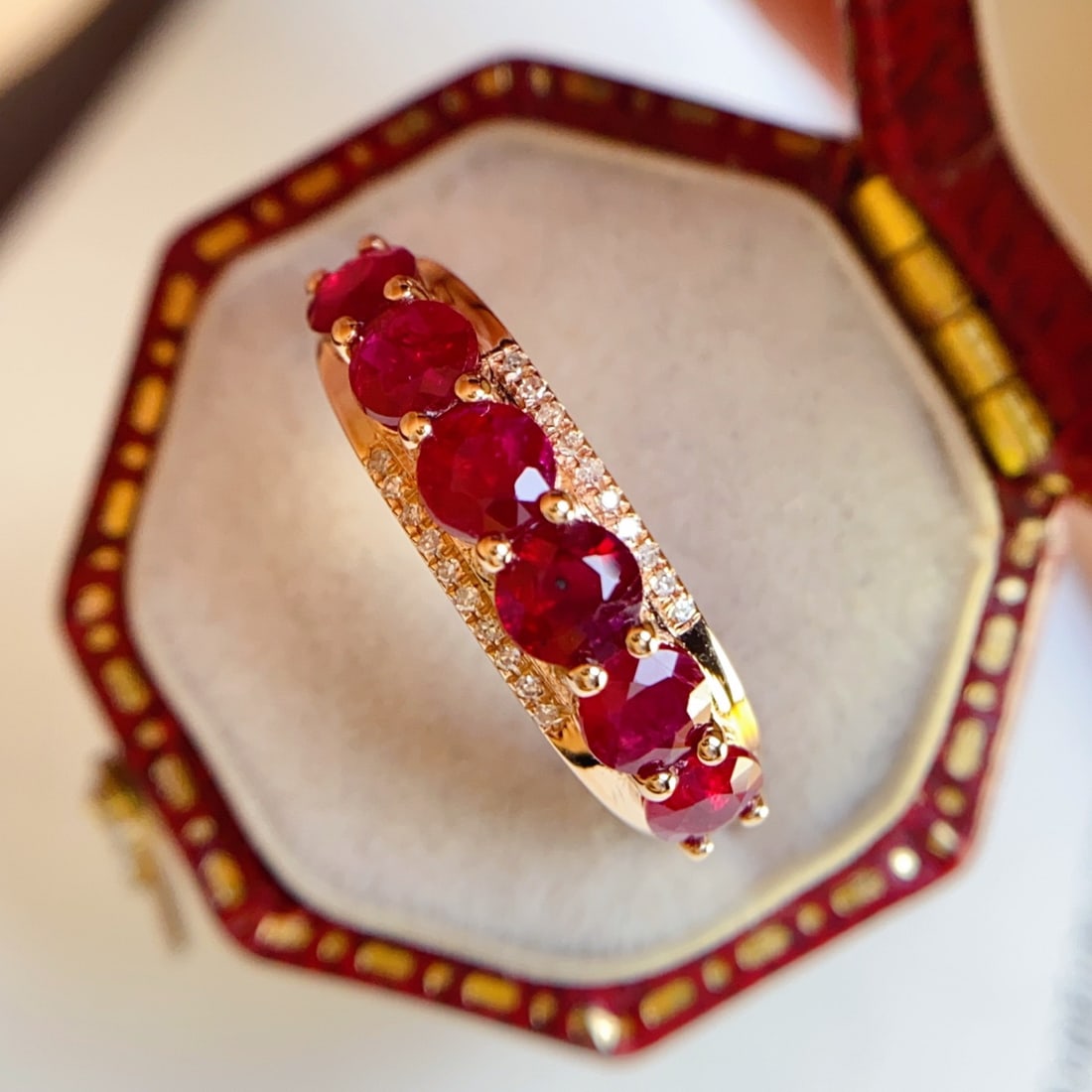 14k Gold 1.80 Ct Natural Ruby & Diamond Ring - 3
