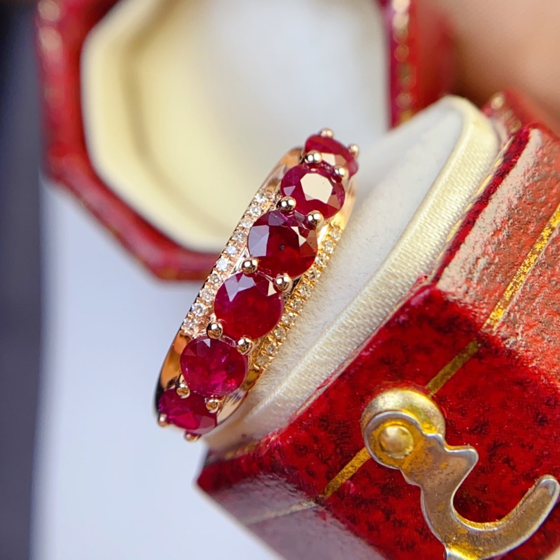 14k Gold 1.80 Ct Natural Ruby & Diamond Ring - 4