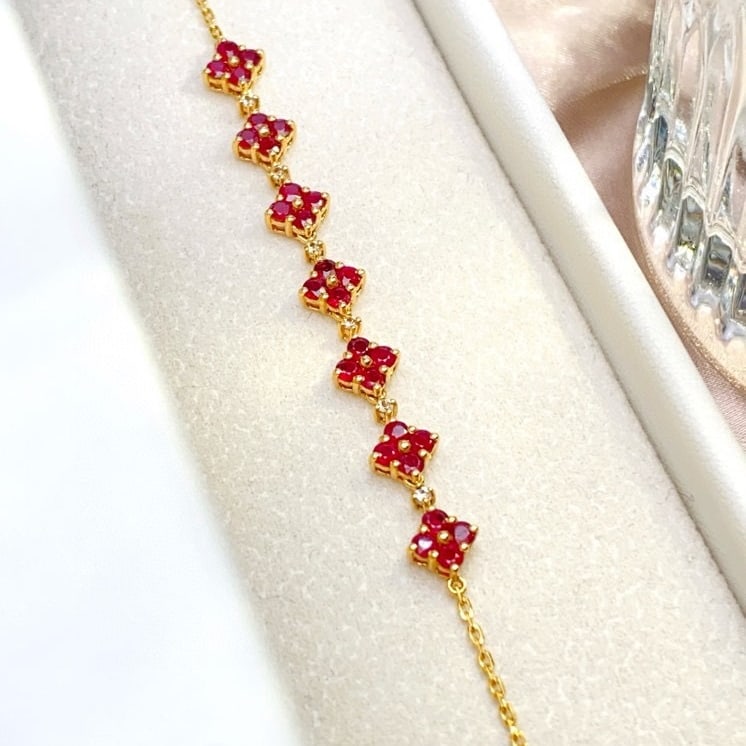 14k Gold 2.00 Ct Natural Ruby & Sapphire Bracelet: Ref:231132338 // gold content:14k gold // main gemstone:ruby // shape:round // carat weight:2. 00ct // color:red // treatment:natural // cut grade:g // // adjacent gemstone 2 : sapphire // number