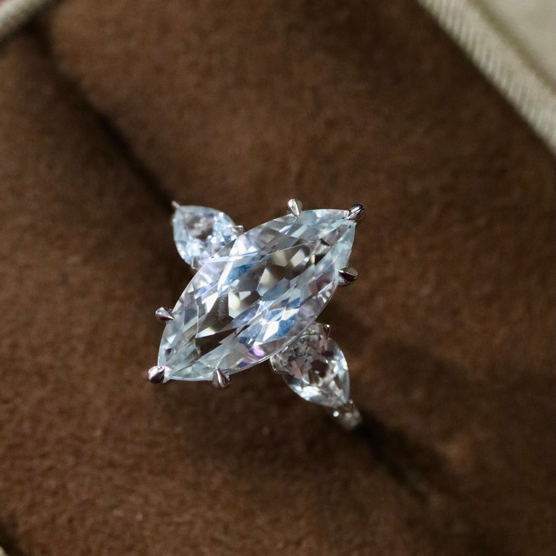 14k Gold 4.05 Ctw Natural Aquamarine & Diamond Ring - 3