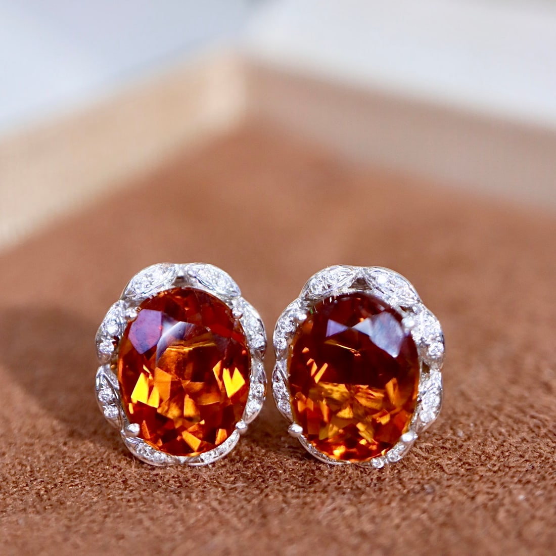 14k Gold 3.78 Ctw Natural Citrine & Diamond Earrings - 5