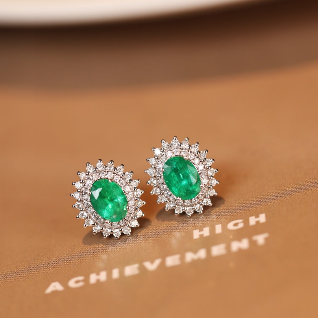 14k Gold 2.26 Ctw Natural Emerald & Diamond Earrings - 4
