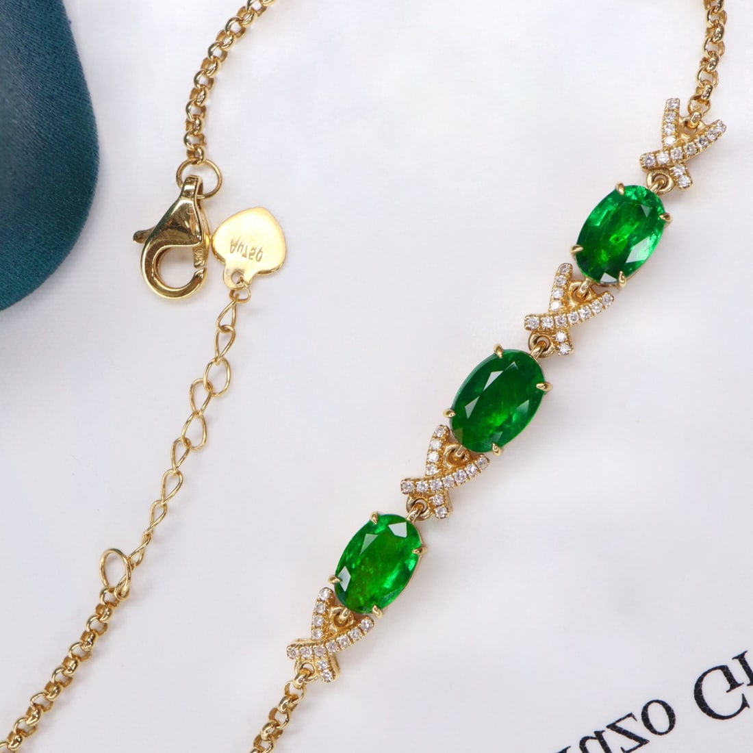 14k Gold 2.06 Ctw Vivid Green Natural Emerald & Diamond Bracelet - 2