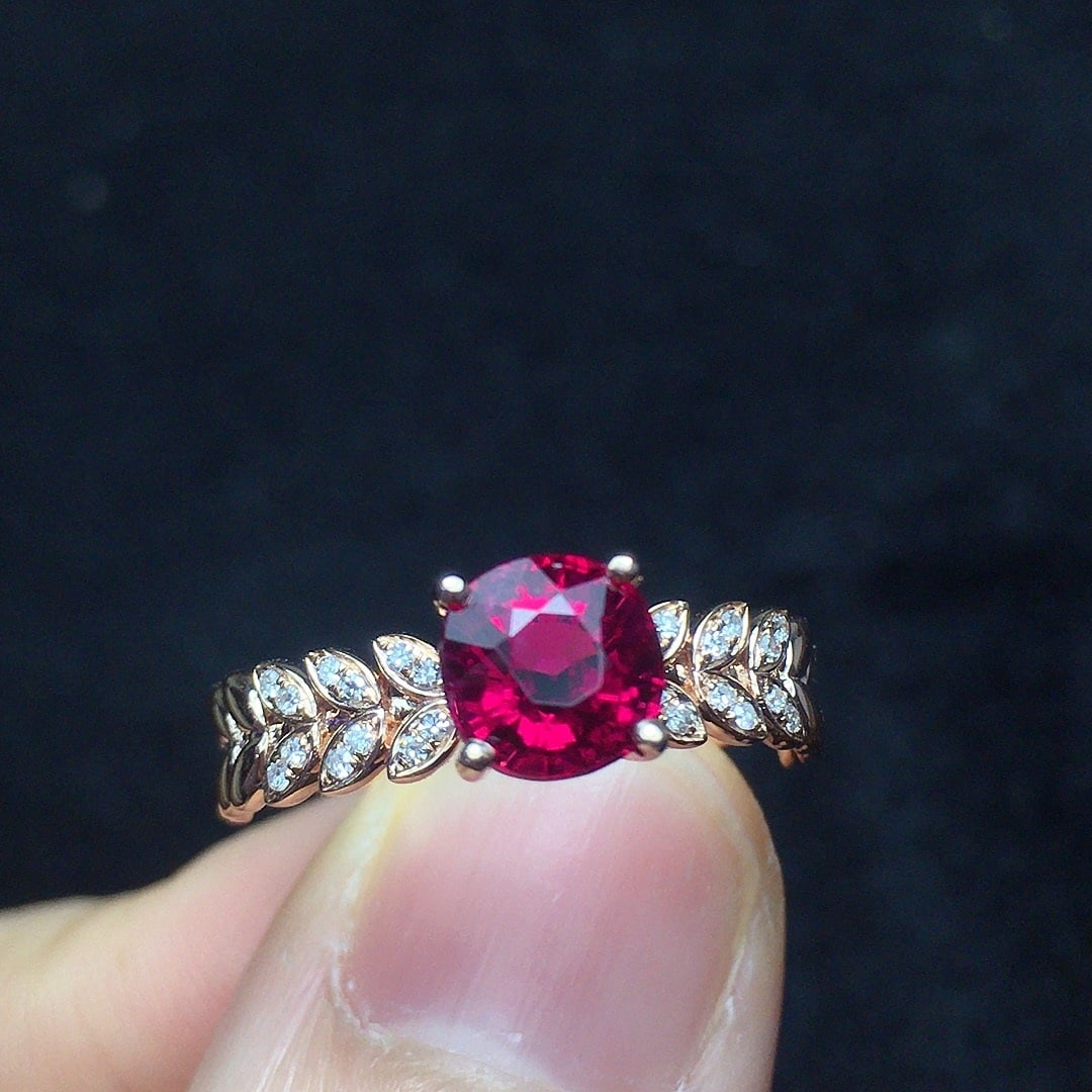 14k Gold 1.35 Ct Natural Tourmaline & Diamond Ring: Ref:231132381 // gold content:14k gold // ring size:7. 25us // // main gemstone:tourmaline // shape:cushion // carat weight:1. 35ct // color:red // treatment:natural // // adjacent gemstone 2 : diamon