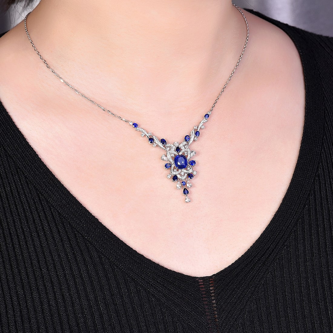 14k Gold 3.38 Ctw Natural Sapphire & Diamond Necklace - 5
