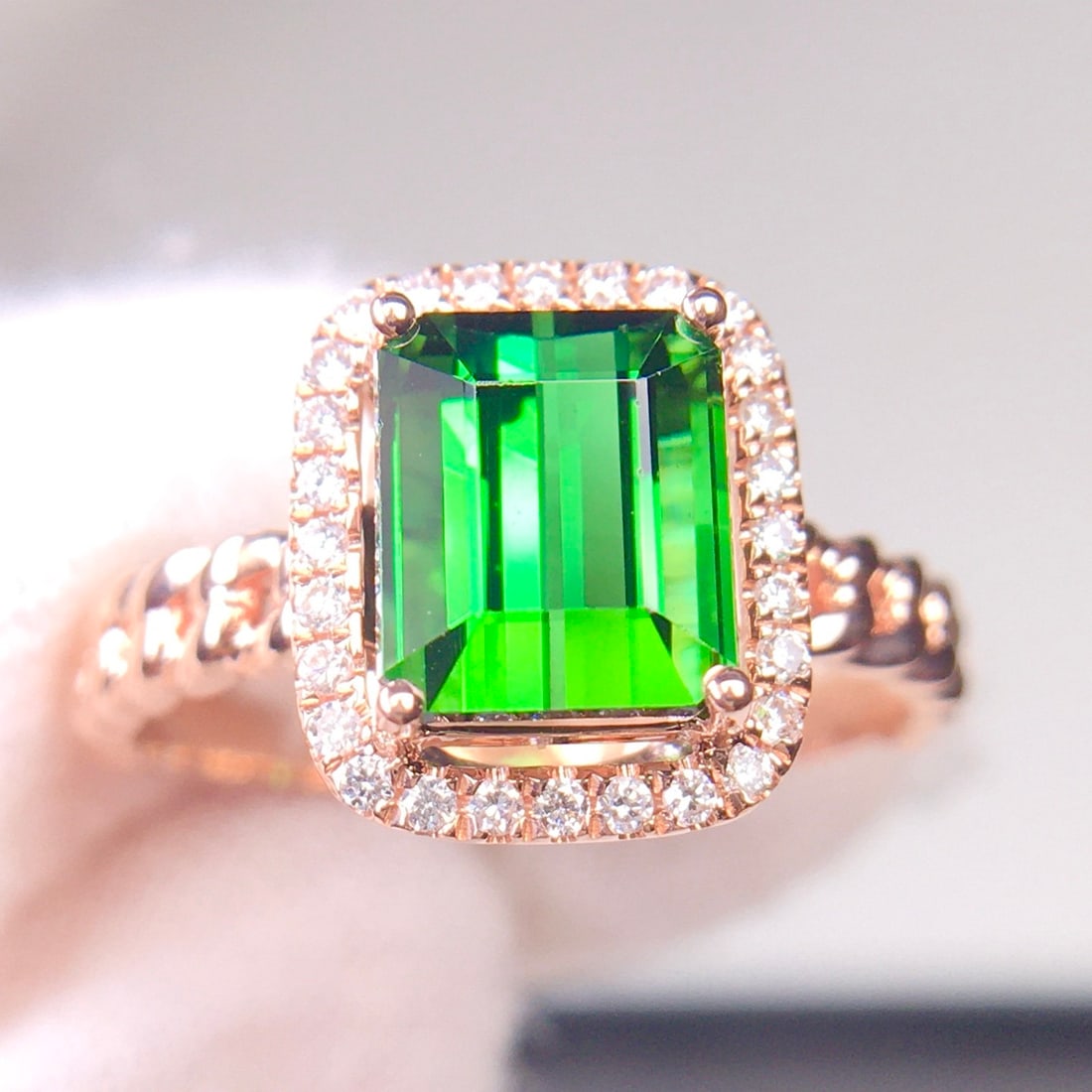 14k Gold 2.9 Ct Natural Tourmaline & Diamond Ring - 3