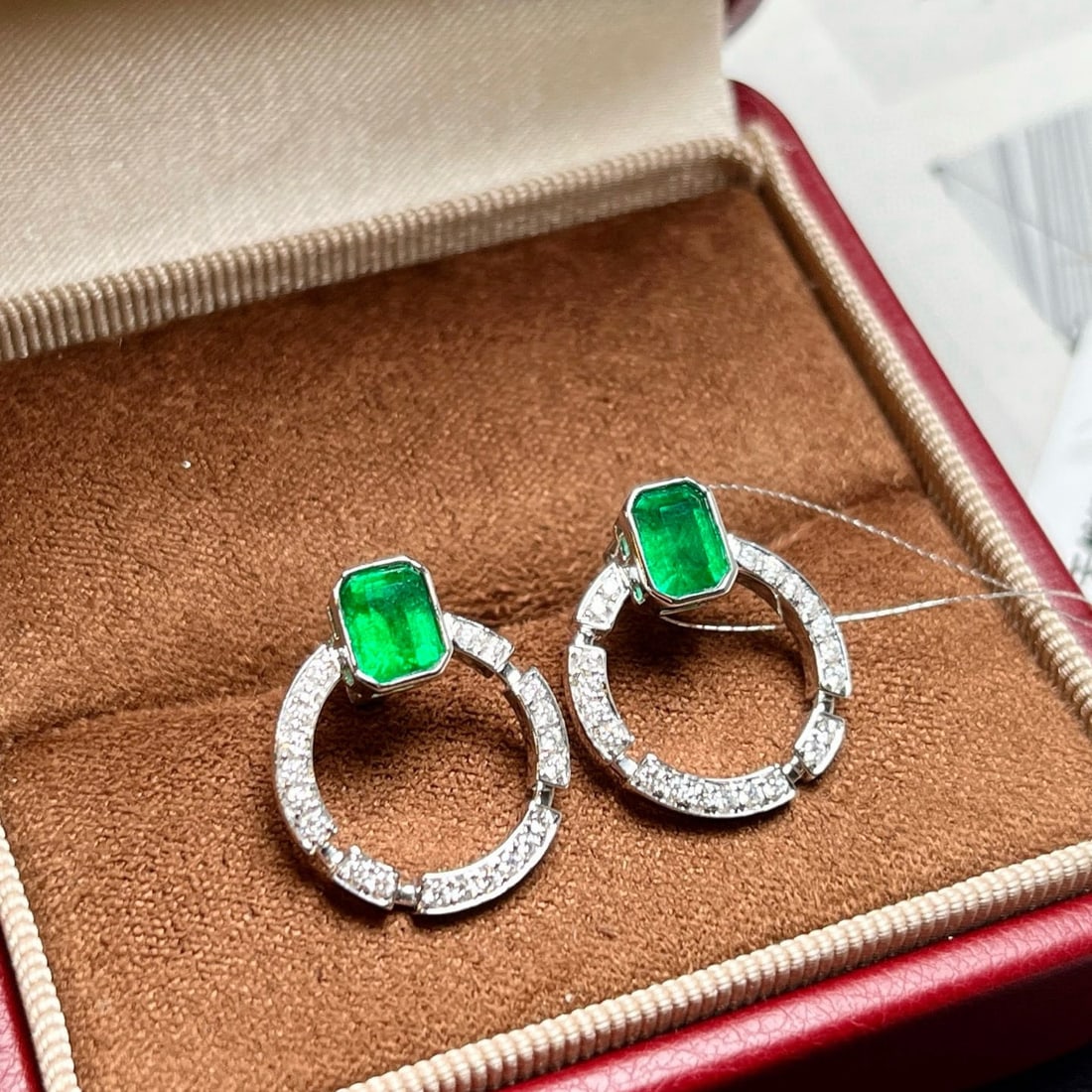 14k Gold 1.58 Ctw Natural Emerald & Diamond Earrings - 2