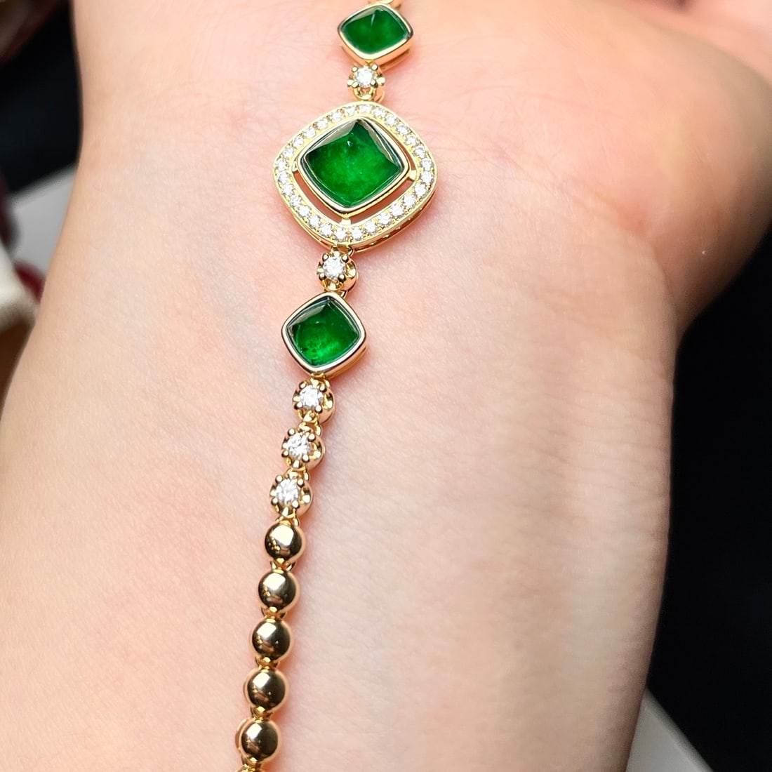 14k Gold 2.87 Ctw Vivid Green Natural Emerald & Diamond Bracelet - 3