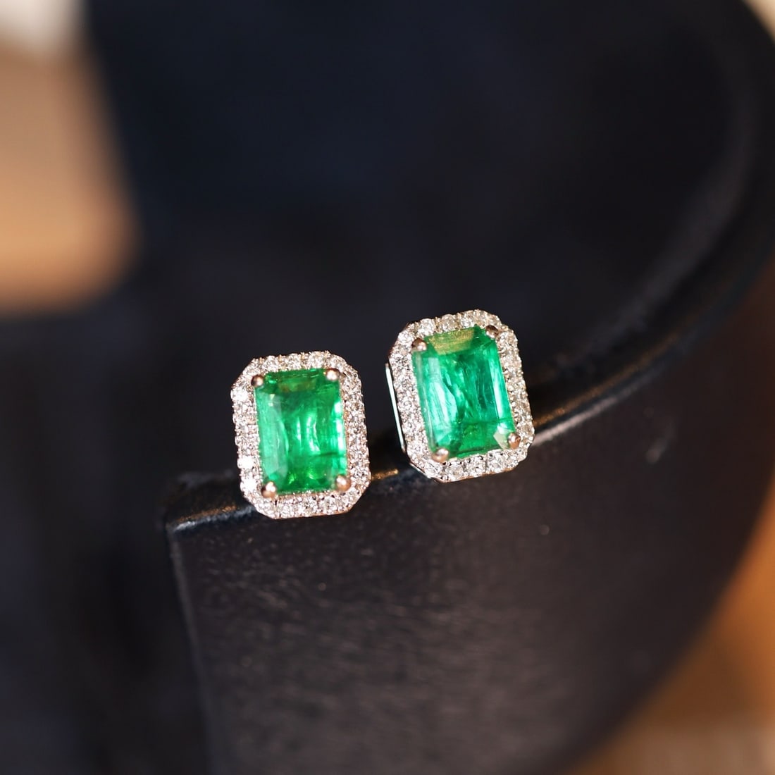 14k Gold 1.55 Ctw Natural Emerald & Diamond Earrings - 2