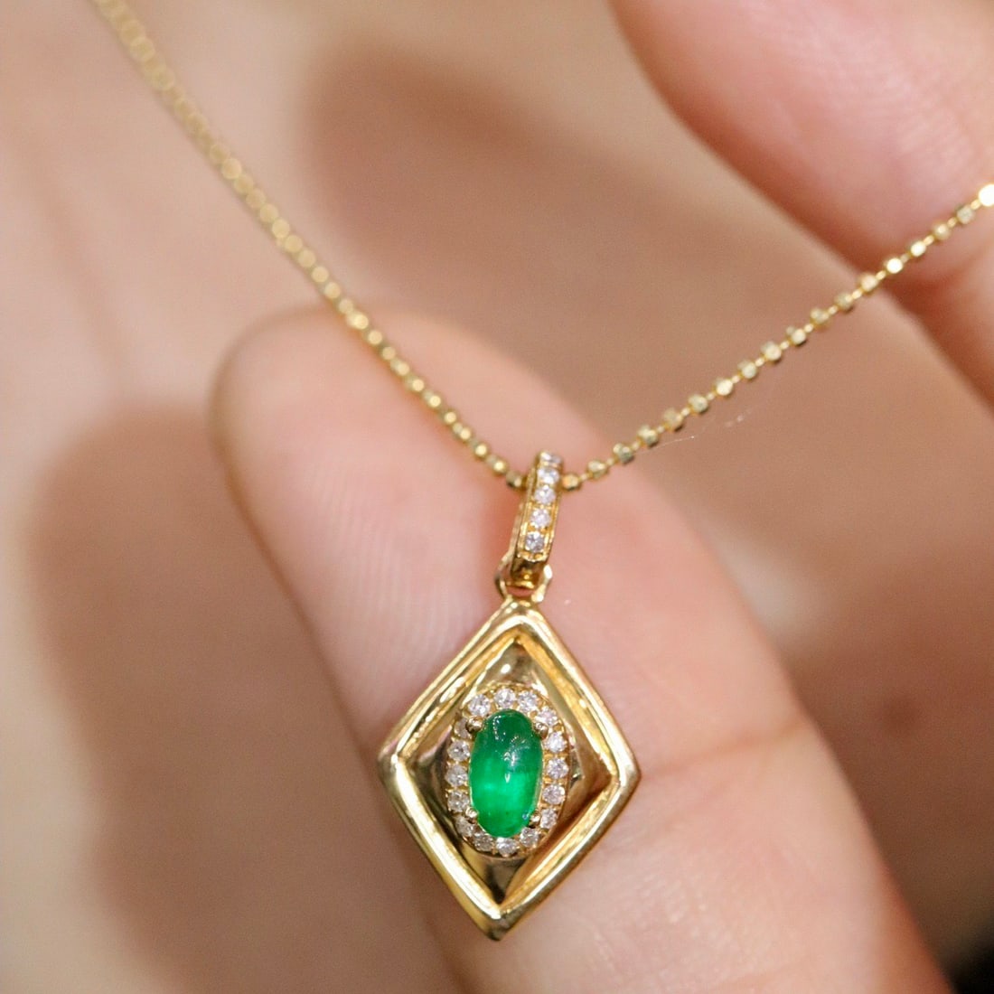 14k Gold 0.34 Ctw Natural Emerald & Diamond Necklace - 3
