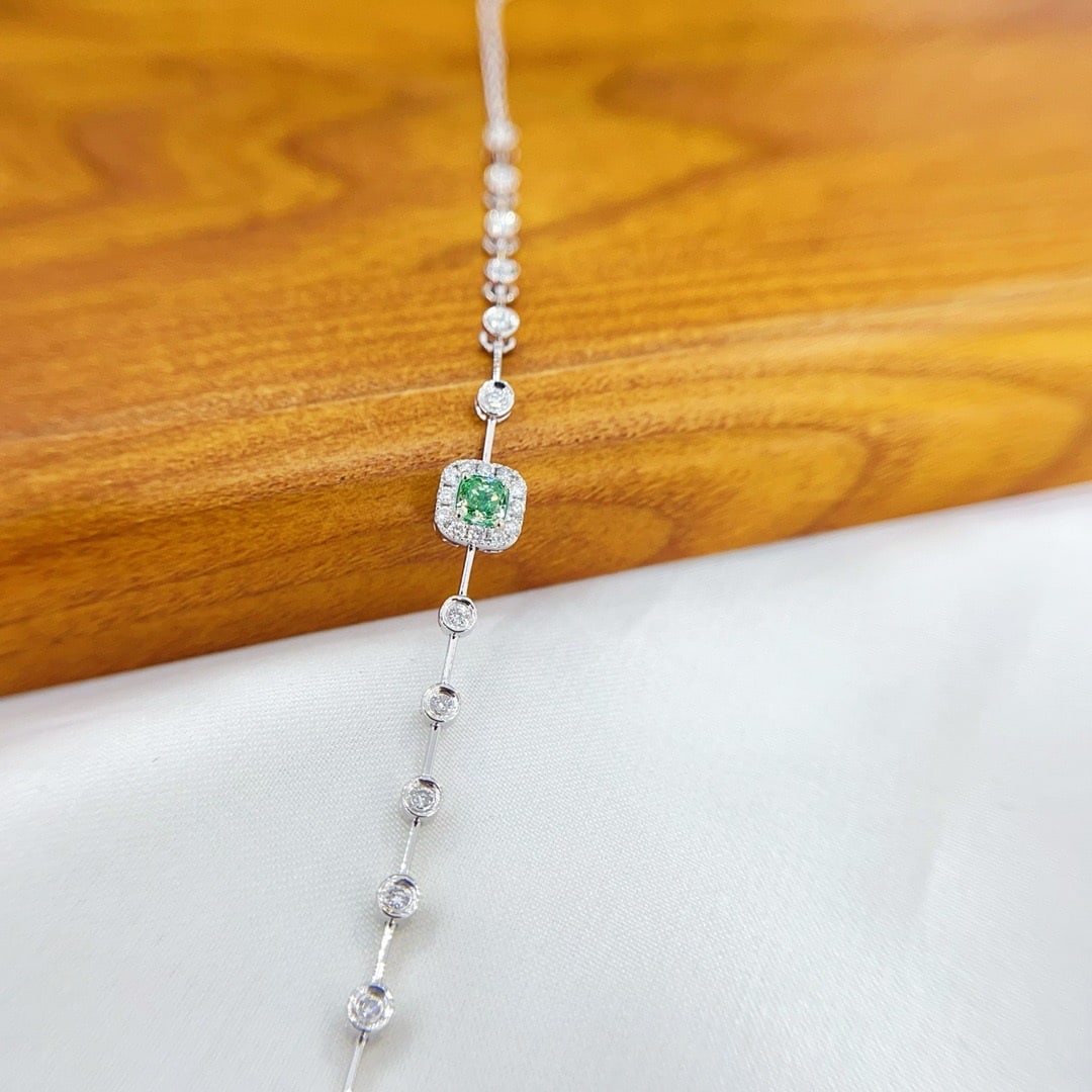 14k Gold 0.51 Ctw Natural Green Diamond & Diamond Bracelet - 2