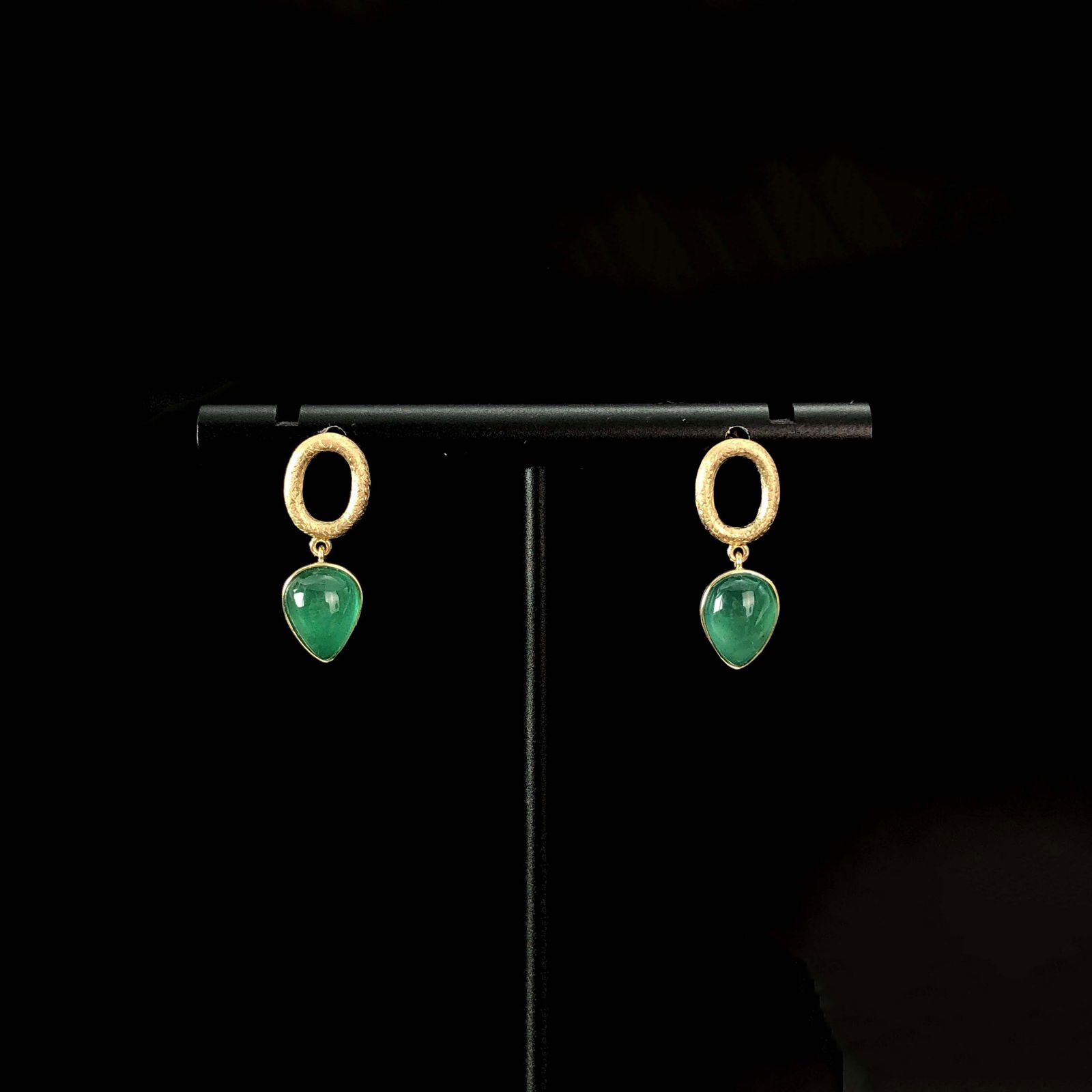 14k Gold 2.67 Ct Vivid Green Natural Emerald Earrings - 5