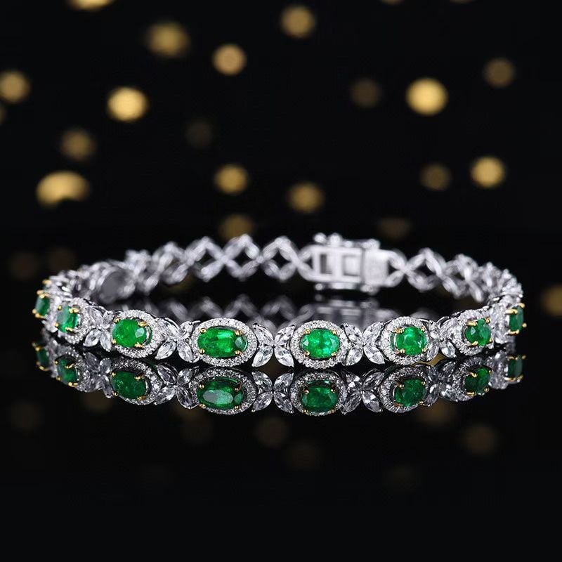 14k Gold 2.57 Ctw Vivid Green Natural Emerald & Diamond Bracelet - 2