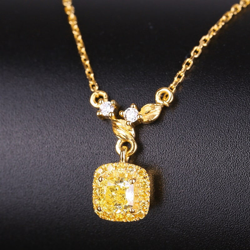 14k Gold 0.32 Ct Natural Yellow Diamond & Diamond Necklace: Ref:230999022 // gold content:14k gold // main gemstone:yellow diamond // shape:cushion // carat weight:0. 32ct // color:yellow // treatment:natural // // adjacent gemstone 2 : diamond //