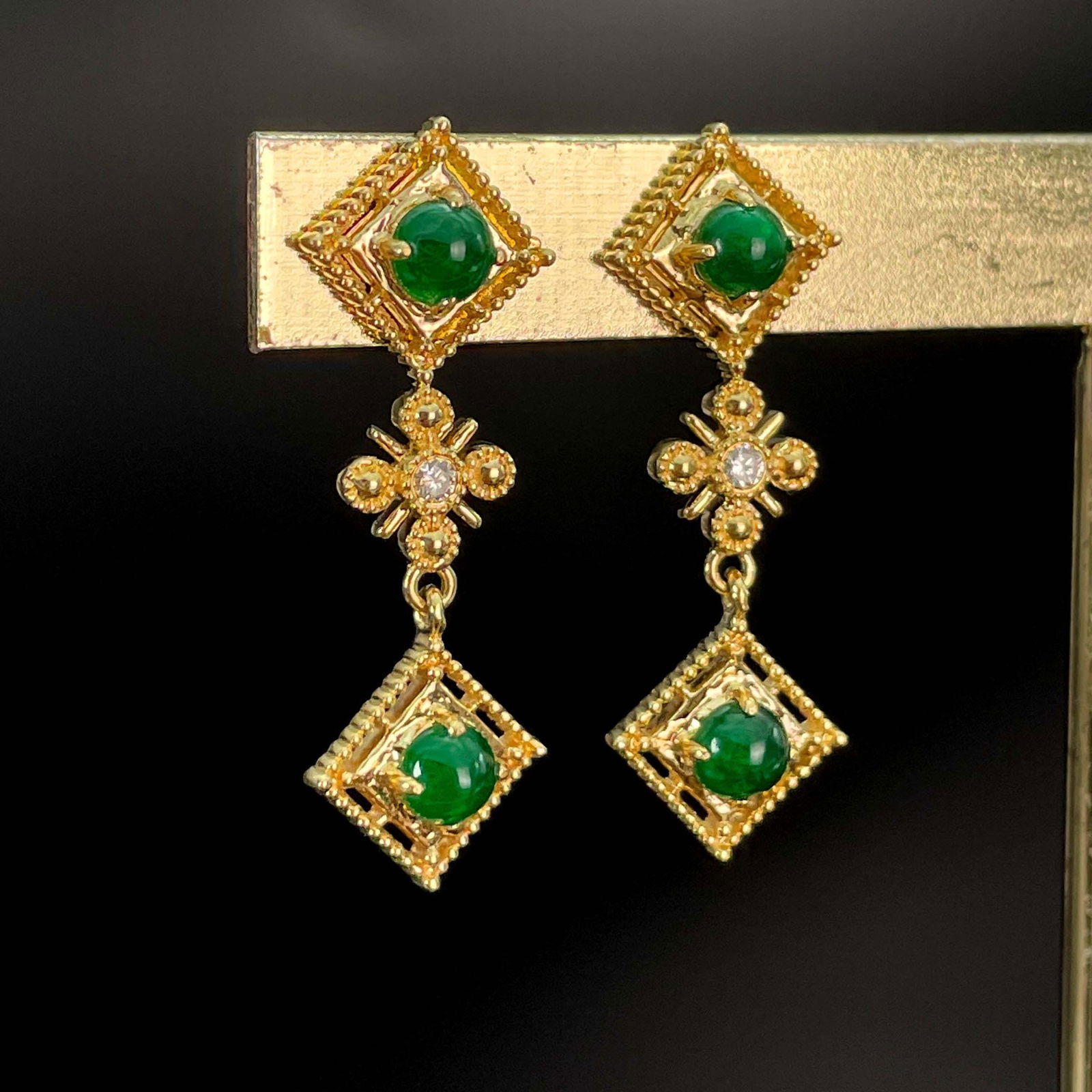 14k Gold 0.74 Ctw Vivid Green Natural Emerald & Diamond Earrings - 2