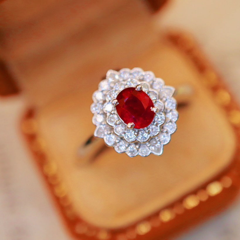 14k Gold 1.02 Ctw Natural Ruby & Diamond Ring/pendant( Without Chain ): Ref:230999128 // gold content:14k gold // ring size:7. 25us // // main gemstone:ruby // shape:oval // carat weight:0. 66ct // color:pigeonblood red // treatment:natural // // adjacent gemstone 2 : dia