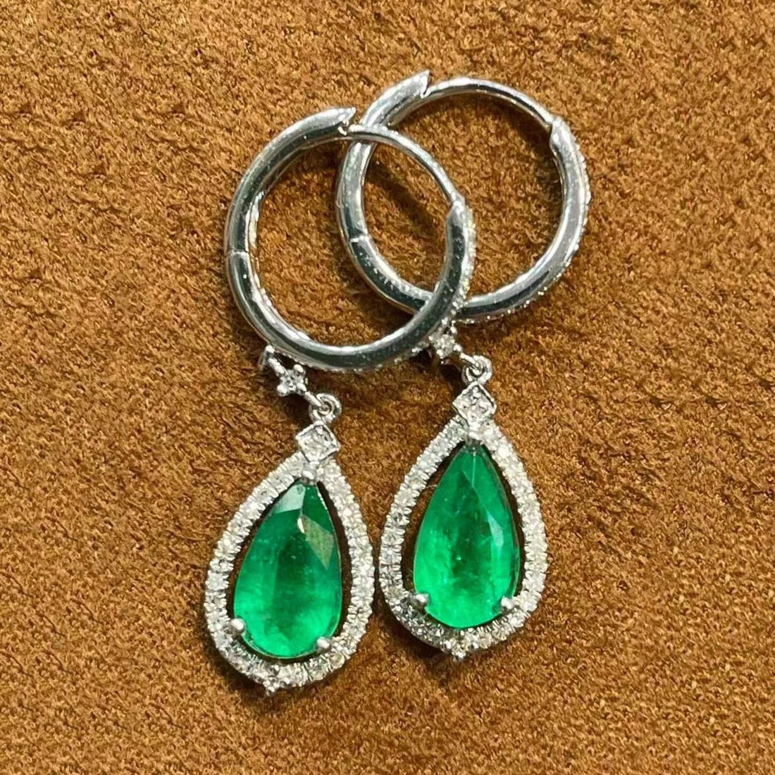 14k Gold 1.35 Ct Vivid Green Natural Emerald & Diamond Earrings - 2