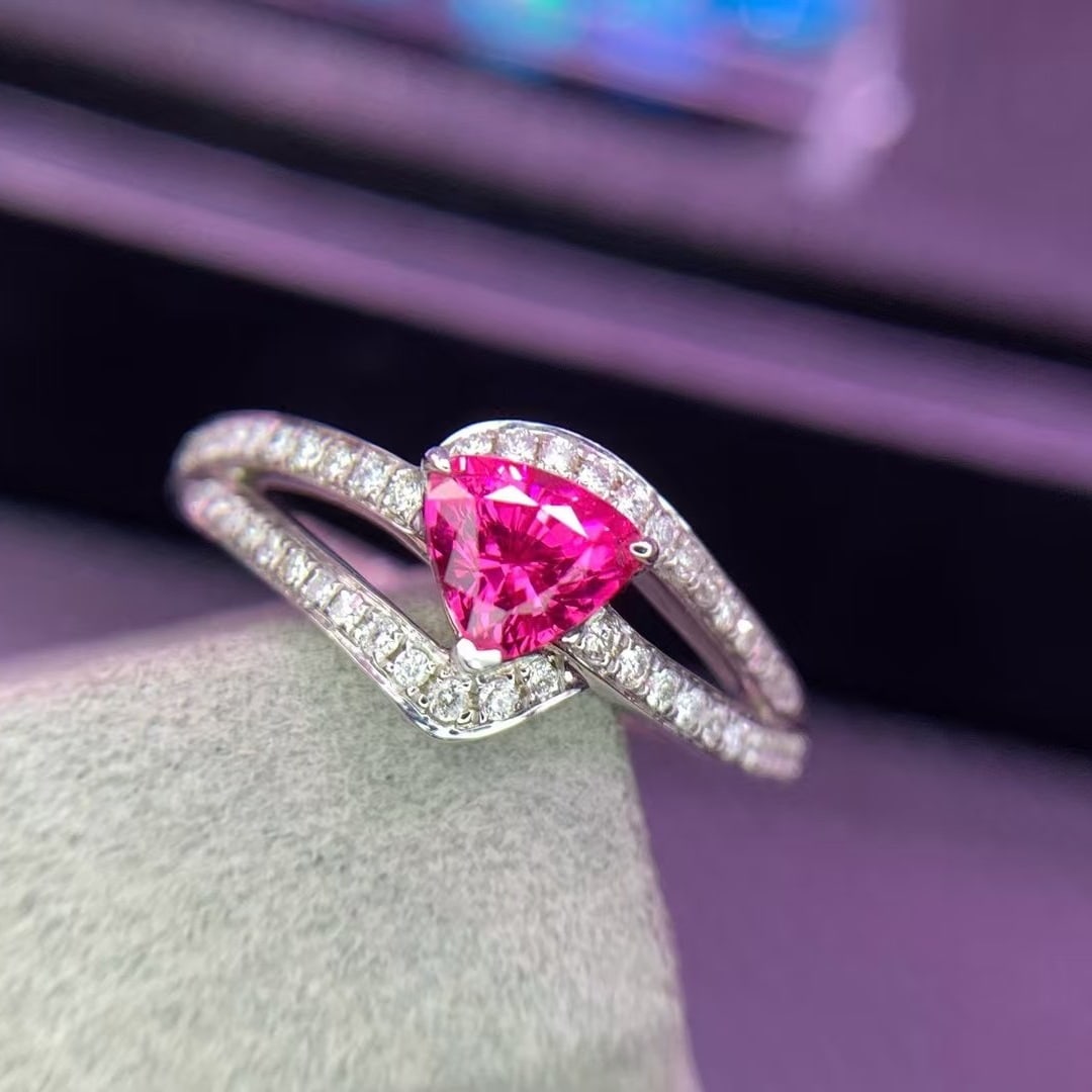 14k Gold 0.7 Ct Natural Spinel & Diamond Ring - 3