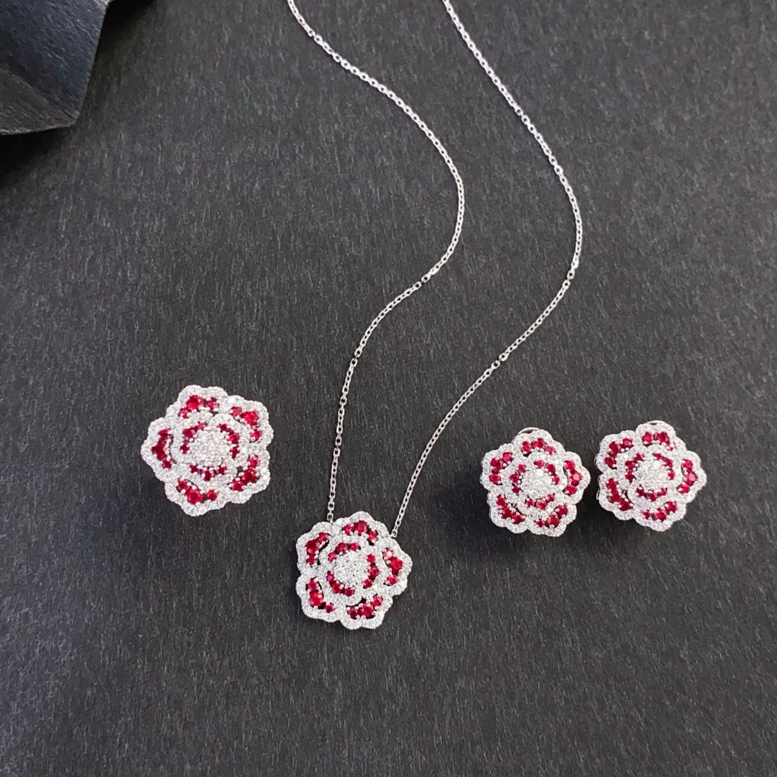 14k Gold 3.31 Ctw Natural Ruby & Diamond Jewelry Set: Ref:231000001 // gold content:14k gold // ring size:7. 25us // // ring // main gemstone:ruby // shape:round // carat weight:0. 53ct // color:red // treatment:natural // cut grade:g // // adjacent