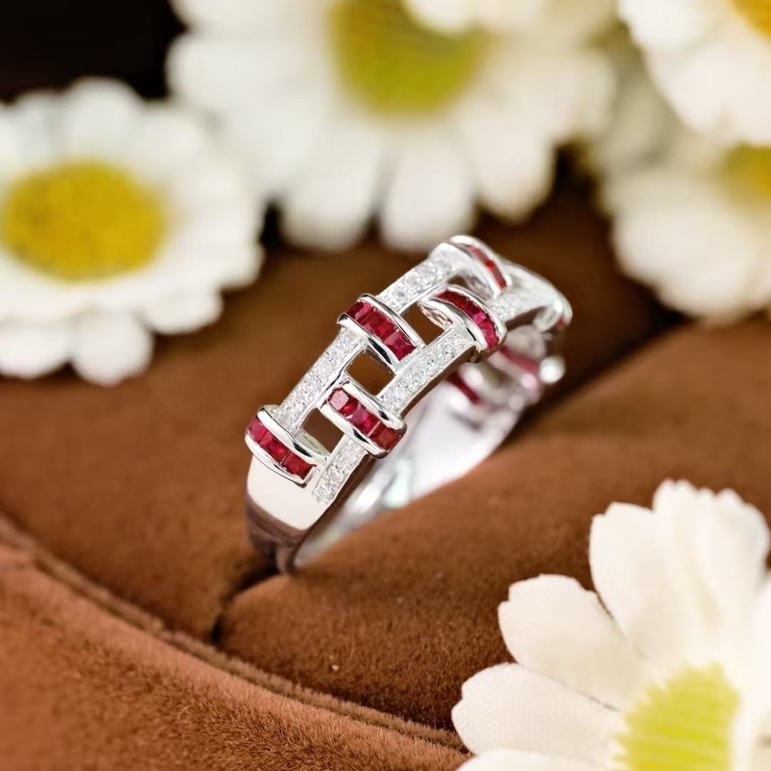 14k Gold 0.88 Ctw Natural Ruby & Diamond Ring - 3