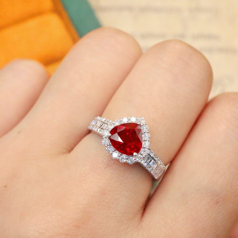 14k Gold 2.04 Ctw Natural Ruby & Diamond Ring - 5