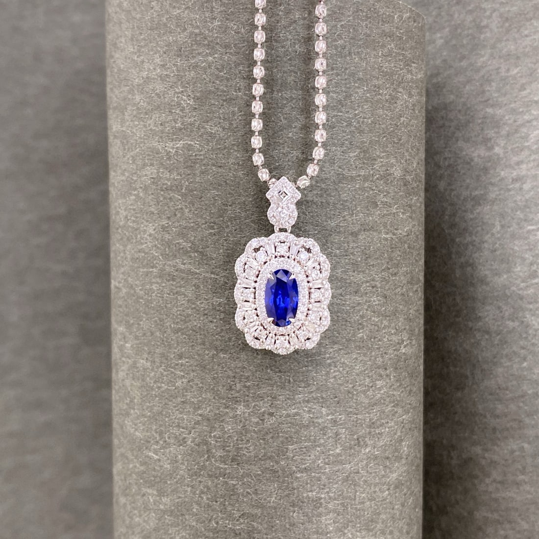 14k Gold 1.6 Ctw Natural Sapphire & Diamond Pendant( Without Chain ): Ref:231000134 // gold content:14k gold // main gemstone:sapphire // shape:oval // carat weight:1ct // color:royal blue // treatment:natural // // adjacent gemstone 2 : diamond // shape:multiply // car
