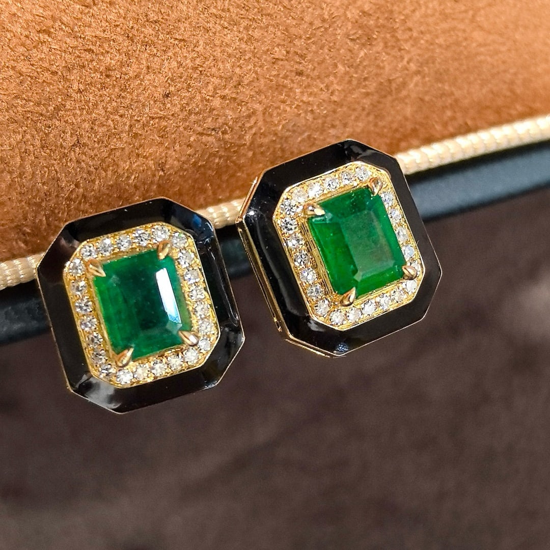 14k Gold 1.74 Ctw Vivid Green Natural Emerald & Diamond Earrings - 3