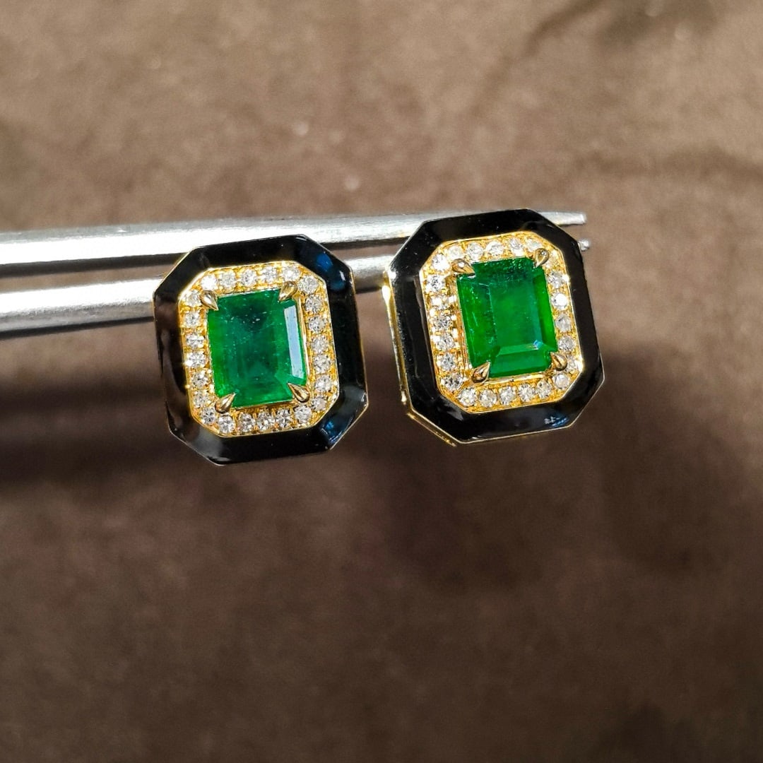 14k Gold 1.74 Ctw Vivid Green Natural Emerald & Diamond Earrings - 5