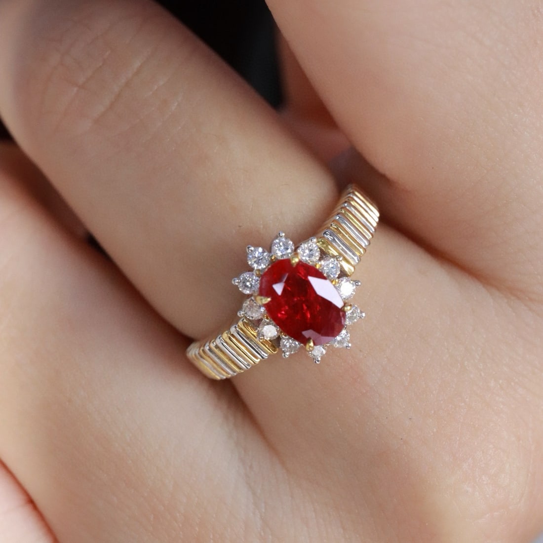 14k Gold 1.33 Ctw Natural Ruby & Diamond Ring - 2