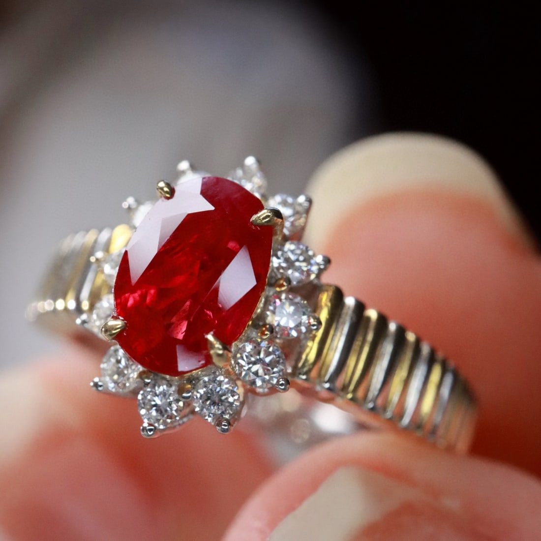 14k Gold 1.33 Ctw Natural Ruby & Diamond Ring - 4