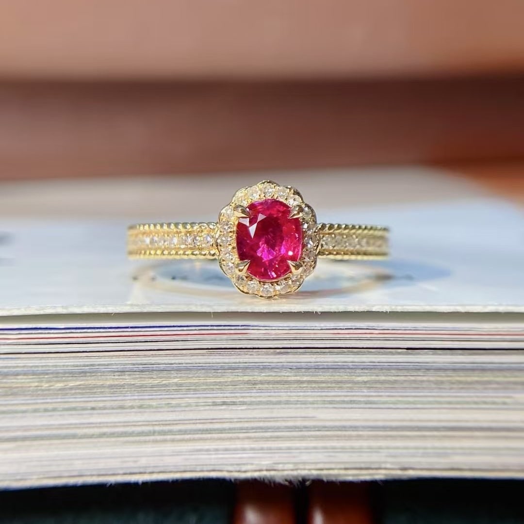 14k Gold 0.65 Ctw Natural Ruby & Diamond Ring: Ref:231000214 // gold content:14k gold // ring size:7. 25us // // main gemstone:ruby // shape:oval // carat weight:0. 53ct // color:red // treatment:natural // // adjacent gemstone 2 : diamond //