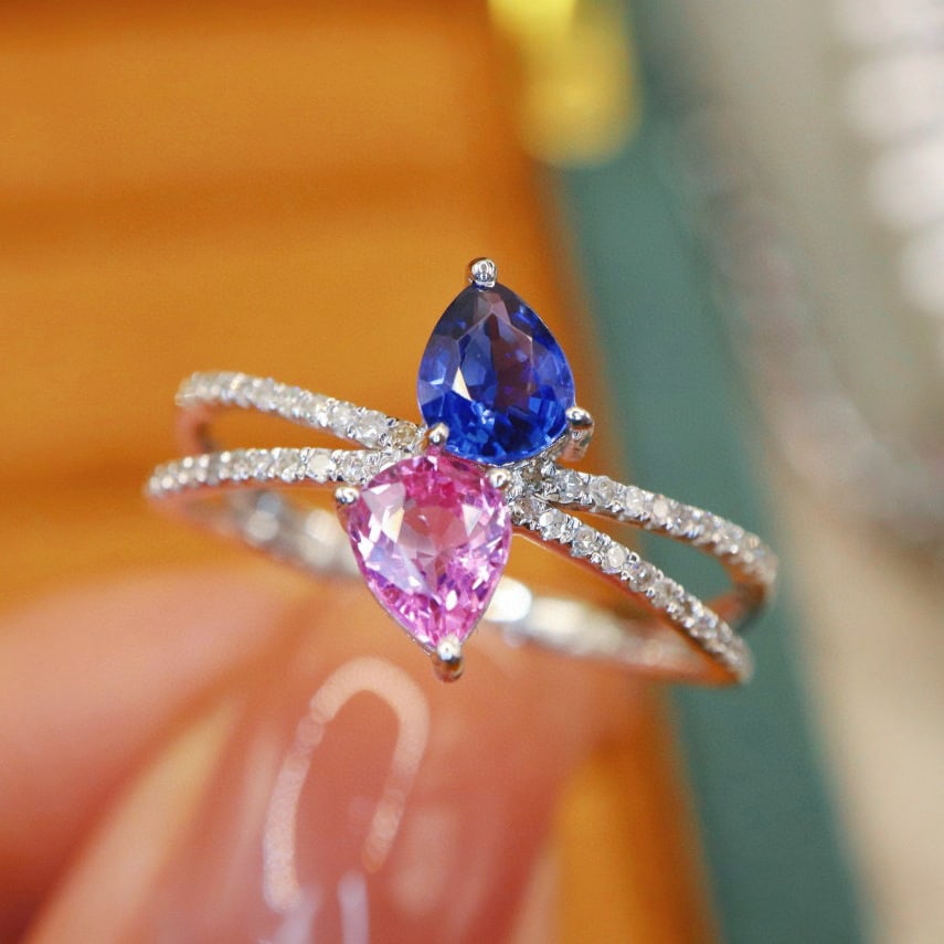 14k Gold 1.08 Ctw Natural Sapphire & Diamond & Toi Et Moi Ring: Ref:231000230 // gold content:14k gold // ring size:7. 25us // // main gemstone:sapphire // shape:pear // carat weight:0. 95ct // color:color // treatment:natural // // adjacent gemstone 2 :